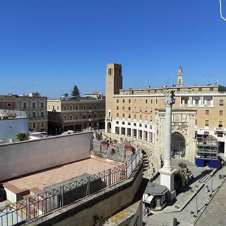 La Colonna Holiday House Lecce Exterior foto