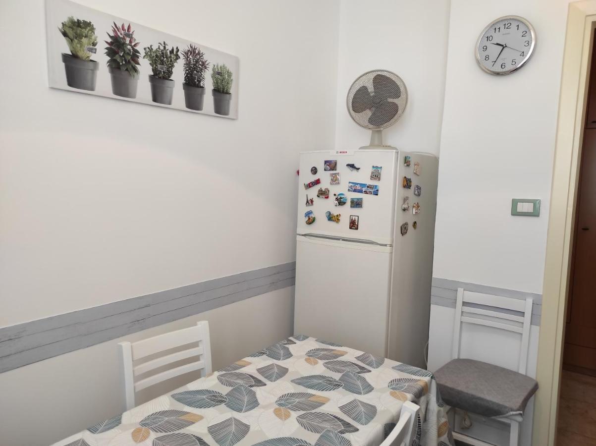 La Colonna Holiday House Lecce Exterior foto